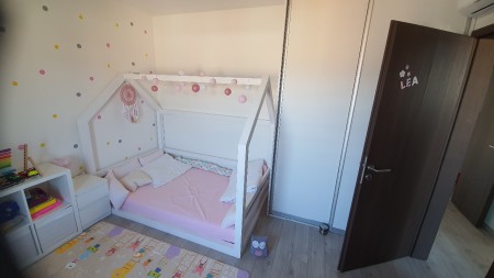 Detská postieľka Domček